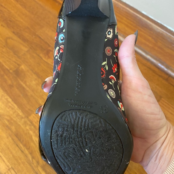 Chaussures Femme Xhilaration - Noires à Fleurs, Taille 7.5 US, Neuves Sans Emballage